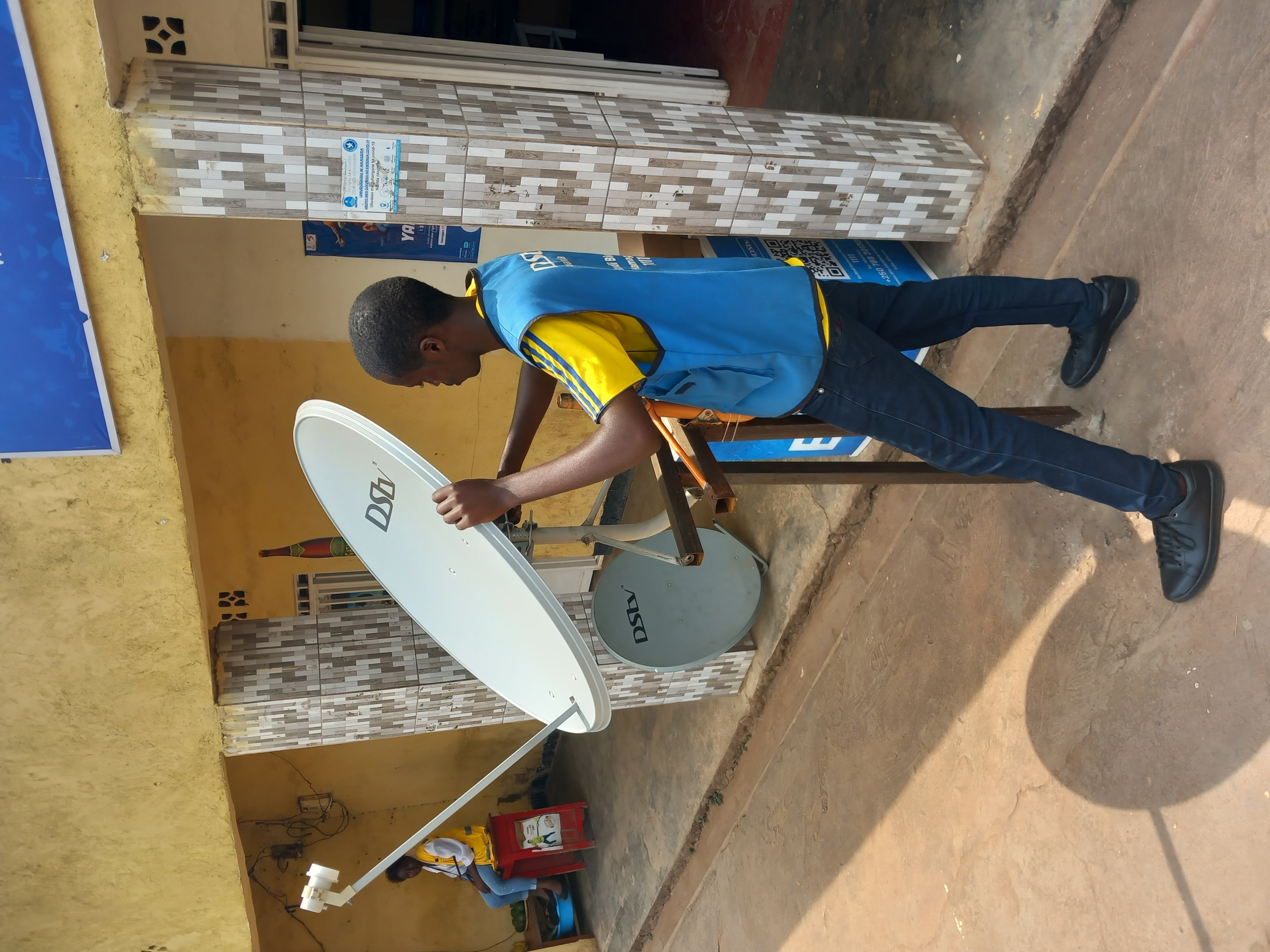 DISH ANTENNA